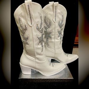 Sparkly White Cowboy Boots